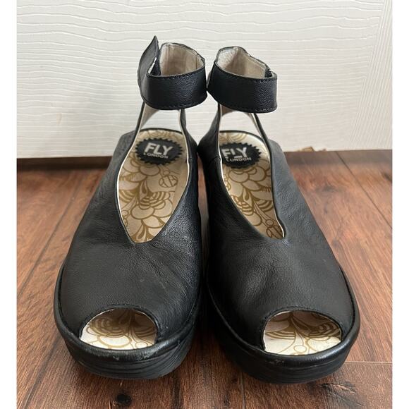FLY LONDON Yala Black Leather Peep Toe Wedge Ankle Strap Sandals Shoes Sz 39 - Picture 3 of 11
